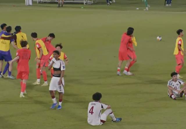 乐鱼体育app下载-创造历史！国少队2比0完胜卡塔尔：时隔21年重返世少赛