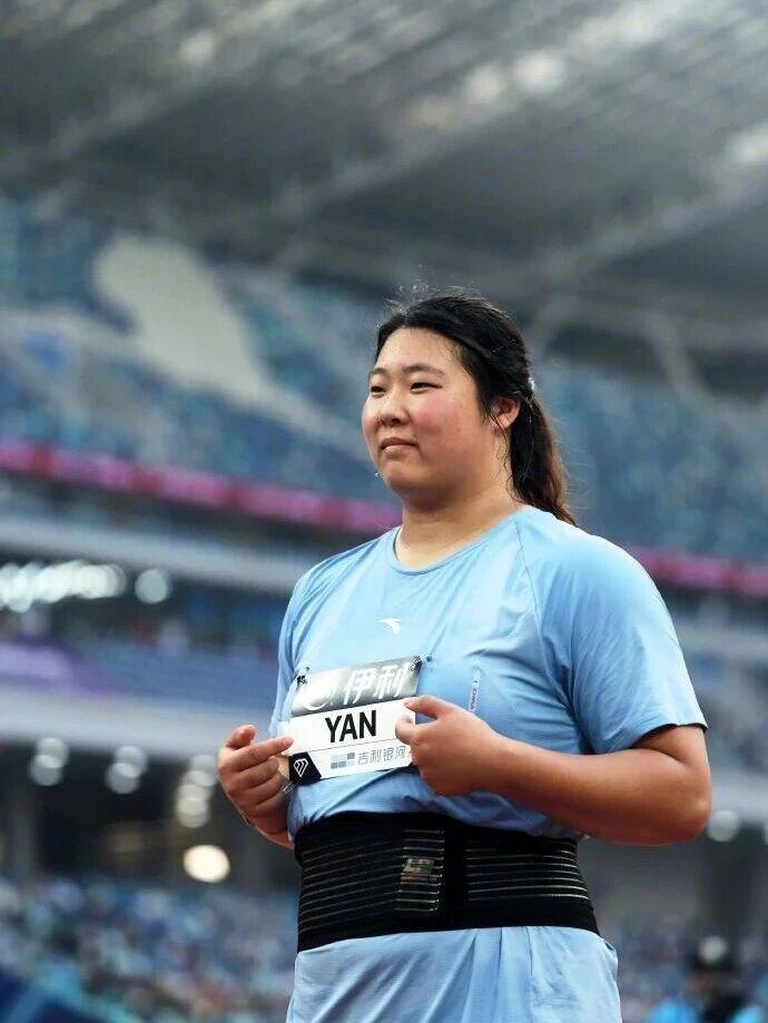 离世界纪录那么近 严子怡破女标亚洲纪录